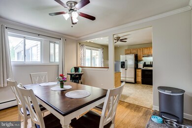 6207 Long Meadow Dr, Sykesville, MD 21784 - photo 7