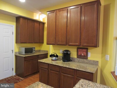 19412 Buckingham Way, Germantown, MD 20874 - photo 7