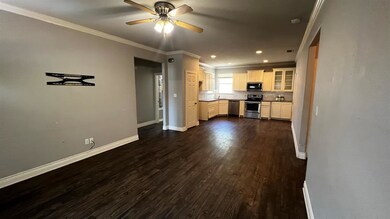 419 W Johnson St, Denison, TX 75020 - photo 6