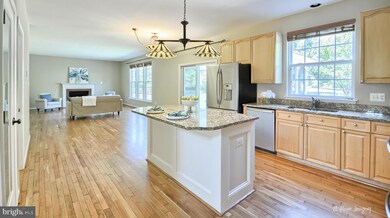 2406 Cobblestone Way, Frederick, MD 21702 - photo 7