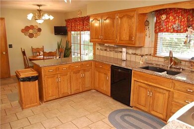 15302 W 83rd Terrace, Lenexa, KS 66219 - photo 7