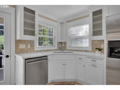 27730 Erickson Rd, Eugene, OR 97402 - photo 5