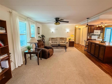 1401 W Highway 50 unit 32, Clermont, FL 34711 - photo 5