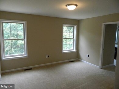 135 Waypoint Dr, Lancaster, PA 17603 - photo 7