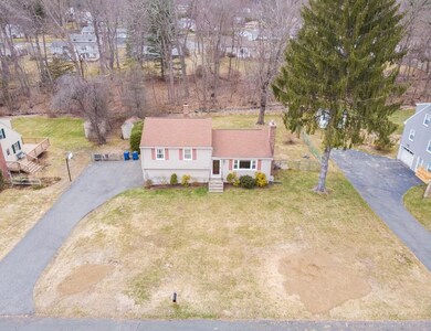 34 Pebble Path Ln, West Springfield, MA 01089 - photo 4