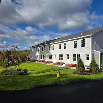 5 Meg Way Ct unit E, Hooksett, NH 03106 - photo 3