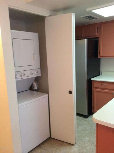 Sstacked Washer-Dryer