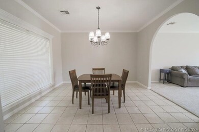 1117 S 35th St, Broken Arrow, OK 74014 - photo 4