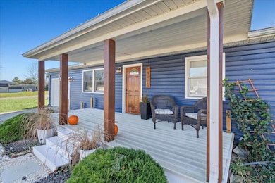 14225 Pleasant Ridge Dr, Marysville, OH 43040 - photo 2