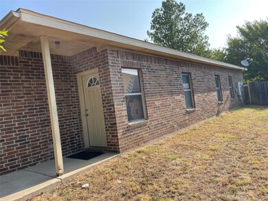 949 Sylvia St, Weatherford, TX 76086 - photo 5