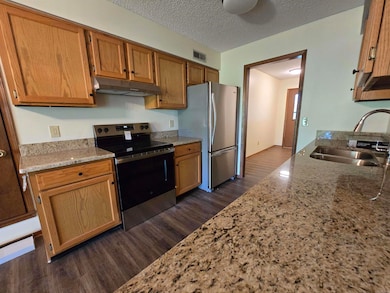 307 Forest Dr, Mountain Home, AR 72653 - photo 6