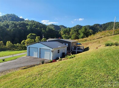 582 John Henry Rd, Burnsville, NC 28714 - photo 6