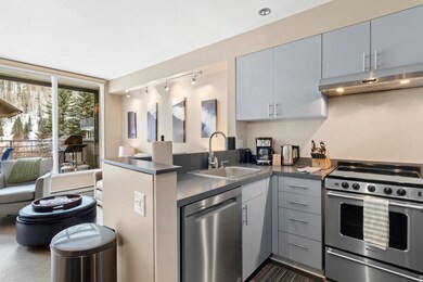 Kitchen (1)
