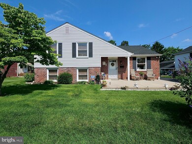 405 Sir Galahad Dr, Brookhaven, PA 19015 - photo 5