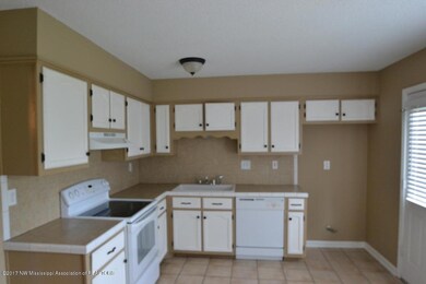 Plenty Of cabinets