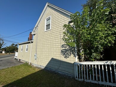 77 Pond St, Quincy, MA 02169 - photo 4