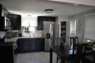 100 Palm St, Nashua, NH 03060 - photo 7