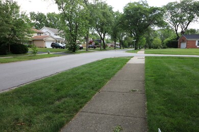 1307 Heather Hill Crescent, Flossmoor, IL 60422 - photo 3