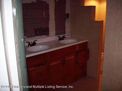 75 Ionia Ave, Staten Island, NY 10312 - photo 3