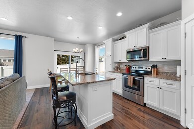 9693 N Bridge St, Eagle Mountain, UT 84005 - photo 6