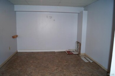 818 N 11th St, Allentown, PA 18102 - photo 6