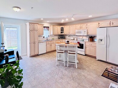 4 Tamarack Dr, Dover, NH 03820 - photo 4