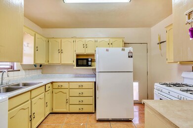 3710 Mckinley Ave, El Paso, TX 79930 - photo 6