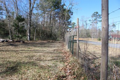 27 County Road 4110, Dayton, TX 77535 - photo 4