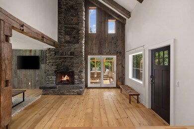 917 Taber Hill Rd, Stowe, VT 05672 - photo 3