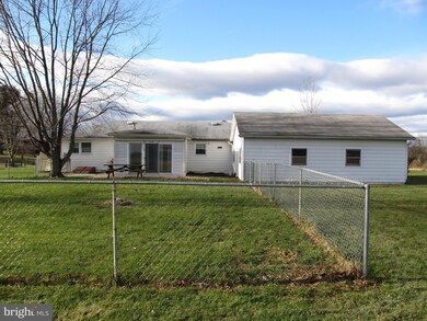 215 Belmont Rd unit 3, Gettysburg, PA 17325 - photo 4