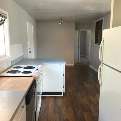 Kitchen to Dining area