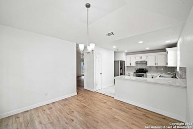 11524 Bear Paw Path, San Antonio, TX 78245 - photo 4