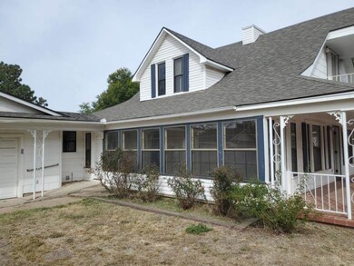 401 S 7th St, Cache, OK 73527 - photo 2