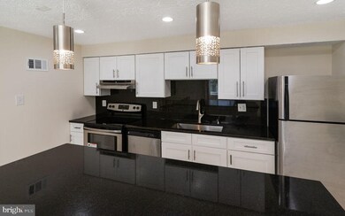 19633 Gunners Branch Rd unit C, Germantown, MD 20876 - photo 3