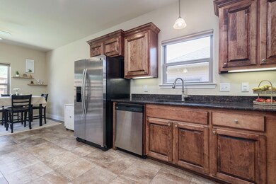 910 John Deere Ln Cantonment-LoRes-17