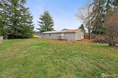 14306 Greenbelt Dr E, Bonney Lake, WA 98391 - photo 4