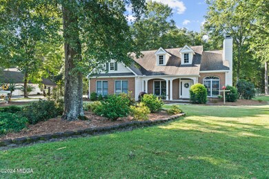 208 Willow Oak Way-03940