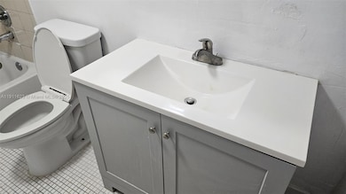 Parkway Towers unit 405, Miami, FL 33169 - photo 5