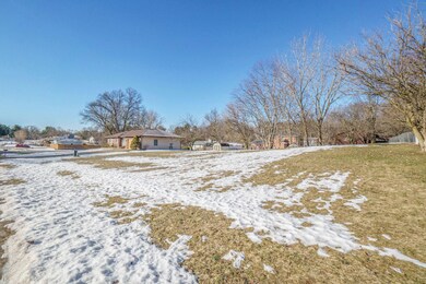 DNG-503-CLUB-VIEW-DR_3
