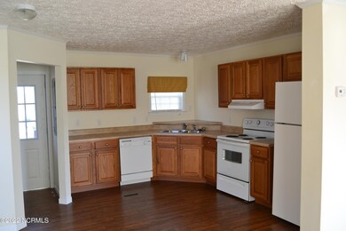 Kitchen (1)