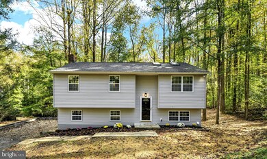 8815 Falling Leaf Dr, Owings, MD 20736 - photo 5