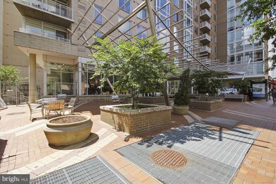 The Crescent unit 806, Silver Spring, MD 20910 - photo 2