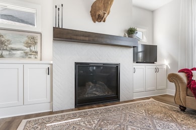 18-web-or-mls-11007-ryans-way