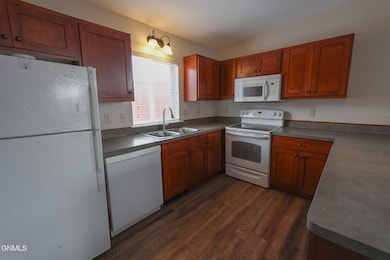 3202 17th Ave W unit 306, Williston, ND 58801 - photo 3