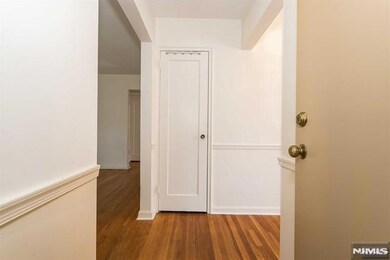 15-17 Plaza Rd unit C, Fair Lawn, NJ 07410 - photo 6