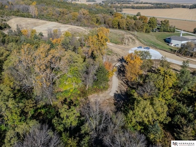 1077 N 28th Ave, Blair, NE 68008 - photo 2