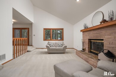 104_190903_realestate