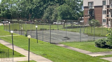 2801 Flag Ave N unit 203, New Hope, MN 55427 - photo 3