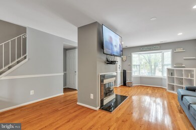 16289 Taconic Cir, Dumfries, VA 22025 - photo 4