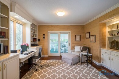 3011 Secretariat Rd, Ottawa Hills, OH 43615 - photo 6